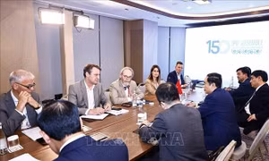 Chủ tịch Quốc hội Trần Thanh Mẫn gặp lãnh đạo Nghị viện Bỉ và Chủ tịch Liên minh Nghị viện Mỹ Latinh