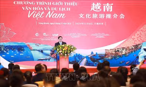 Thủ tướng dự Chương trình giới thiệu văn hoá, du lịch Việt Nam tại Trùng Khánh