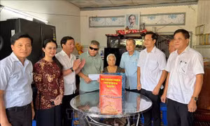 Chăm lo ngày càng tốt hơn đời sống người có công với cách mạng