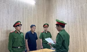 Khởi tố nhân viên ngân hàng lừa đảo, chiếm đoạt hơn 8 tỷ đồng