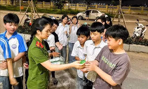 Lan tỏa hình ảnh nữ chiến sĩ Công an vì nhân dân phục vụ