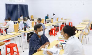 Khám bệnh và phát thuốc miễn phí cho trên 3.500 người dân