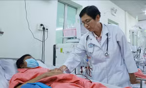 Ngày Thầy thuốc Việt Nam 27/2: Khởi đầu của một hành trình hồi sinh