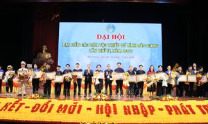 Phát triển toàn diện, bền vững vùng đồng bào dân tộc thiểu số và miền núi