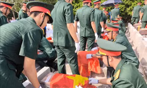 Bến Tre: Truy điệu, cải táng 14 hài cốt liệt sỹ