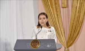 Thủ tướng Thái Lan cam kết giải quyết các thách thức của đất nước