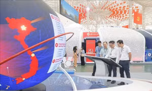 Triển lãm thành tựu đất nước: Nhộn nhịp ngày khai mạc, đa dạng hoạt động trải nghiệm