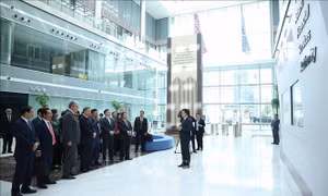 Tổng Bí thư Tô Lâm thăm Trung tâm Tài chính quốc tế Astana