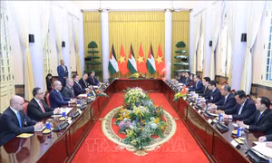 Chủ tịch nước Lương Cường hội đàm với Quốc vương Jordan