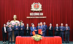 Tăng cường hợp tác giữa Bộ Công an Việt Nam và Bộ Tư pháp Trung Quốc