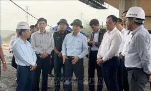 Phó Thủ tướng Trần Hồng Hà: Thống nhất đảm bảo nguồn cung vật liệu tại các dự án trọng điểm