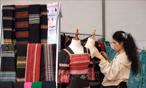 Chương trình 'Bản sắc và hội nhập' tại huyện Di Linh hưởng ứng Festival hoa Đà Lạt