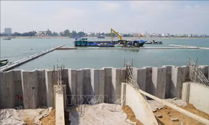 Dự án kè sông Tiền dự kiến hoàn thành sớm hơn 4 tháng