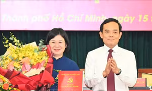 Đồng chí Văn Thị Bạch Tuyết giữ chức Phó Bí thư Thành ủy Thành phố Hồ Chí Minh