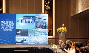 Thúc đẩy các giải pháp bền vững thu gom rác thải trên sông, kênh, rạch ở TP Hồ Chí Minh