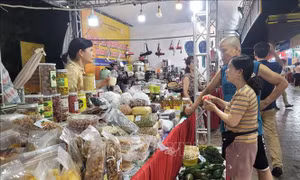 Phát động Chương trình Khuyến mại tập trung Hà Nội năm 2024