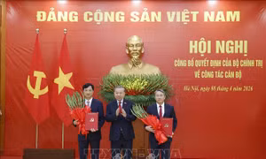 Trao quyết định bổ nhiệm Trưởng ban Tổ chức Trung ương và Chánh Văn phòng Trung ương Đảng