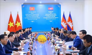 Thủ tướng Phạm Minh Chính hội kiến Thủ tướng Campuchia Hun Manet