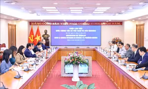 Chia sẻ kinh nghiệm nhằm nâng cao hiệu quả sản xuất thông tin giữa Việt Nam và Cuba