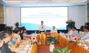 Tây Ninh - Cần Thơ trao đổi kinh nghiệm triển khai các dự án trọng điểm 
