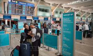 Một máy bay nhỏ bị không tặc, sân bay Vancouver tạm dừng hoạt động
