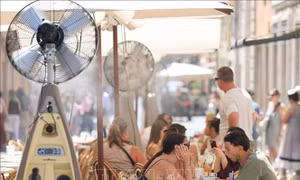 Kỳ nghỉ Hè không còn đủ để giúp người Italy tái tạo năng lượng