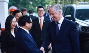 Thủ tướng Phạm Minh Chính hội kiến Nhà vua Vương quốc Bỉ Philippe