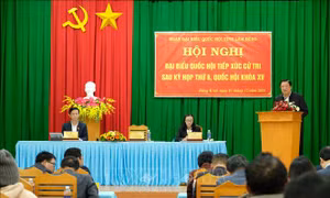 Đồng chí Phan Đình Trạc tiếp xúc cử tri tại xã Đưng K’Nớ, tỉnh Lâm Đồng