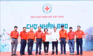 'Hành trình nhân đạo - Trao nhận yêu thương' tại Sơn La