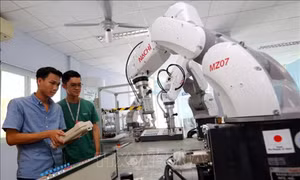 Thể chế hóa động lực mới cho phát triển