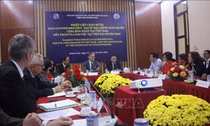 Pháp hướng tới hỗ trợ đào tạo nhân lực nghiên cứu khoa học cho Việt Nam