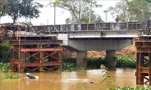 Tây Ninh: Dừng lưu thông qua đường tỉnh 831 do sự cố sập cầu tạm Ông Mười Tâm
