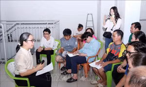 Tạo điều kiện để người khuyết tật, người dân tộc thiểu số thực hiện quyền tiếp cận thông tin