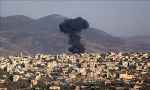 Israel tấn công phủ đầu Hezbollah 