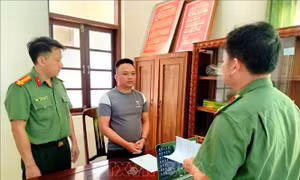 Khởi tố thuyền trưởng đưa người trái phép sang vùng biển nước ngoài