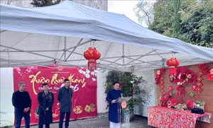 Xuân Quê hương - gắn kết yêu thương tại Tây Ban Nha