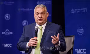 EU yêu cầu Hungary giải trình về việc nới lỏng quy định cấp thị thực