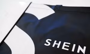 Shein có nguy cơ bị Pháp chặn vì bán búp bê tình dục giống trẻ em