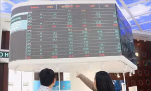 Nâng hạng thị trường chứng khoán: 'Nút thắt' lớn nhất sắp được cởi