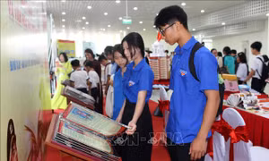 Đọc để đổi mới - Học để vươn xa