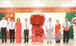 Phát triển tổ chức Đảng, thúc đẩy kinh tế tư nhân phát triển hiệu quả
