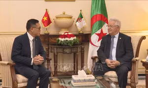 Chủ tịch Hội đồng Quốc gia Algeria bày tỏ mong muốn tăng cường quan hệ với Quốc hội Việt Nam