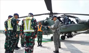 Năm nước diễn tập đổ bộ đường không tại Indonesia