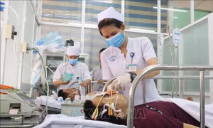 Ngày Quốc tế Điều dưỡng (12/5): Tôn vinh những đóng góp thầm lặng