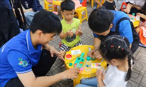 Mang đến những hành trình mới cho chai nhựa