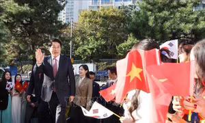Chủ tịch nước thăm Trung tâm Văn hoá ASEAN tại Busan (Hàn Quốc)