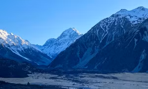 Cảnh sát New Zealand dừng tìm kiếm 3 người leo núi mất tích