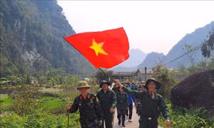Những bước chân tri ân trên mảnh đất Vị Xuyên anh hùng