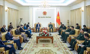 Đại tướng Phan Văn Giang tiếp Trợ lý Ngoại trưởng Hoa Kỳ
