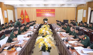 Tập trung xây dựng lực lượng vũ trang vững mạnh toàn diện ‘mẫu mực, tiêu biểu’